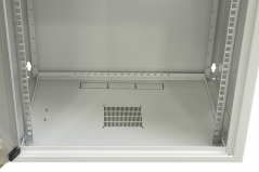 ZPAS WZ-3715-01-04-011 Шкаф настенный 19-дюймовый 15U